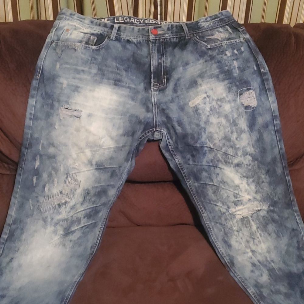 Jeans - Picture 2 of 5